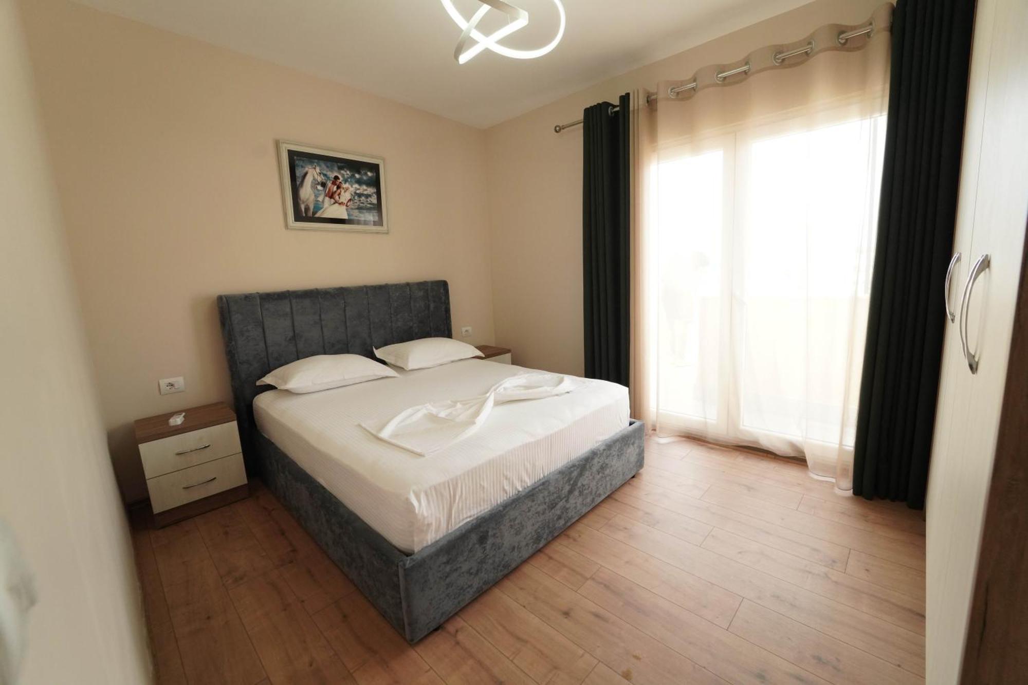 Haris Leilighet Tiranë
